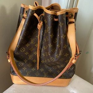 SOLD Louis Vuitton Noe monogram